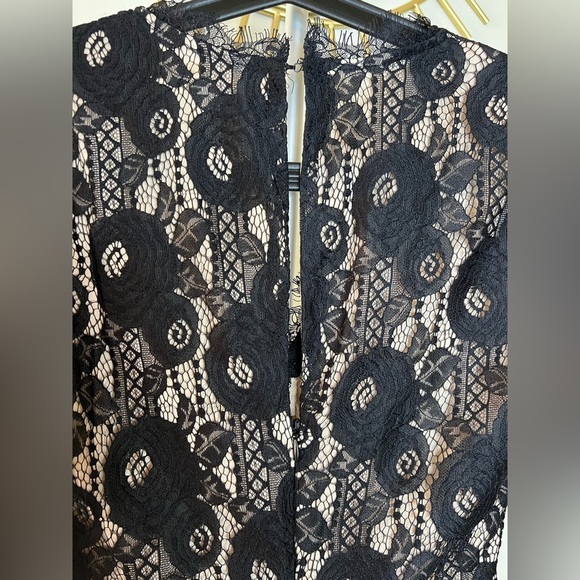 Francesca’s long sleeve black lace shorts dressy romper. Fully lined size XS EUC - Picture 10 of 11